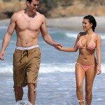 Kim Kardashian shows off beach body