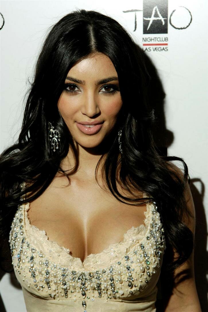 Kim Kardashian Surprise Emmy Presentation