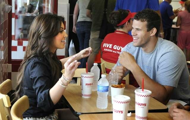 kim-kardashian-kris-humphries-burgers