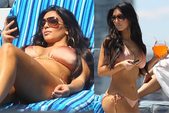 Kim Kardashian Hot Bikini Booty!