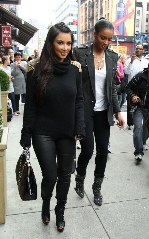 kim-kardashian-and-ciara-3
