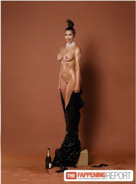 Kim Kardashian Nude